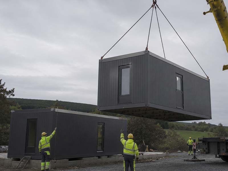 Installation de constructions modulaires