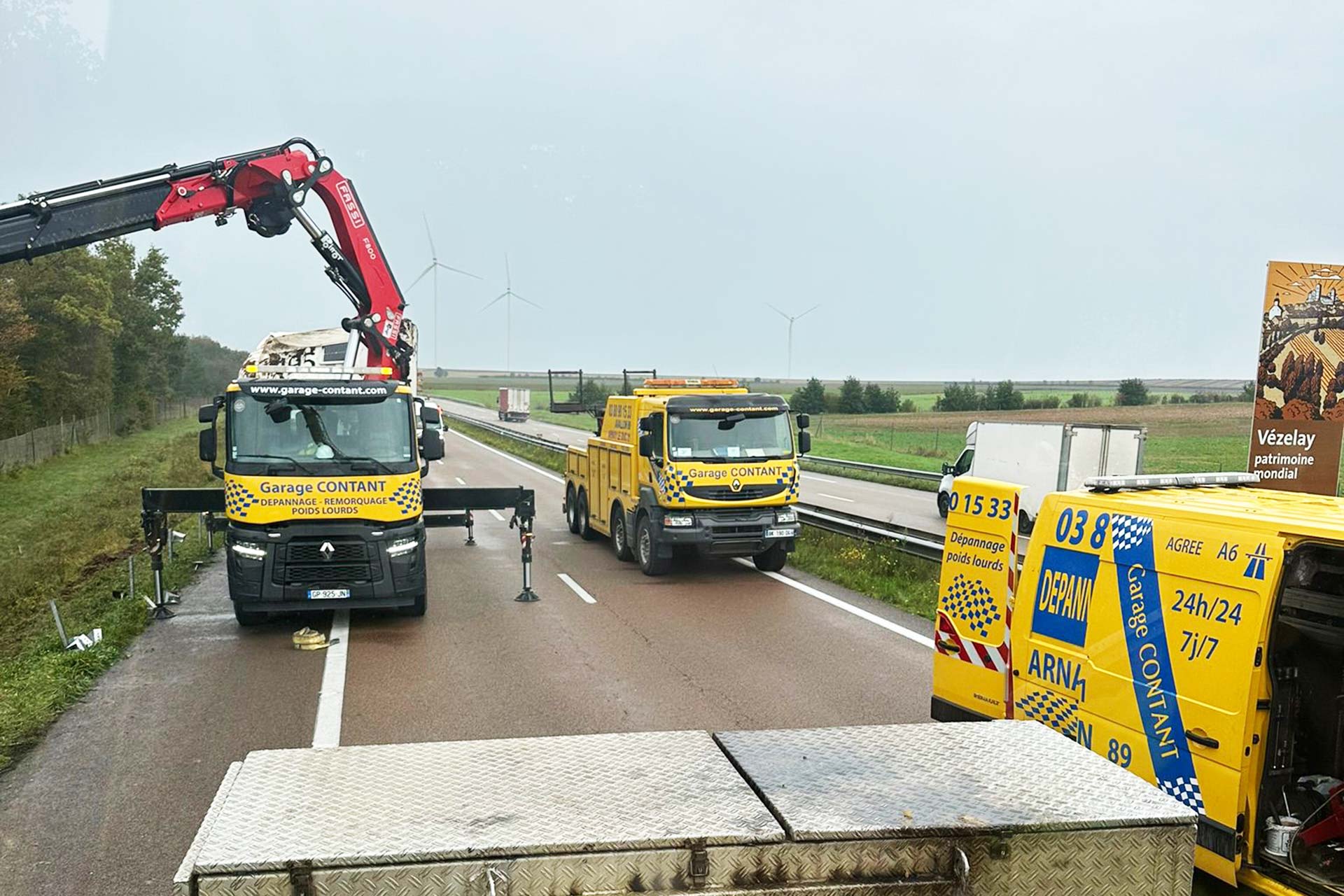 Dépannage et remorquage poids lourds Garage Contant — intervention sur autoroute