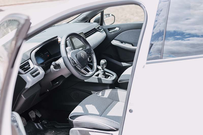 Renault Clio V en location — Garage Contant, vue 4